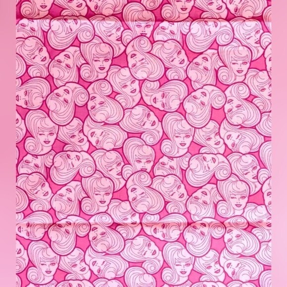 Rare Barbie Packed Head Cotton Retired Fabric one Full Yard 45Lx36H - Picture 8 of 8